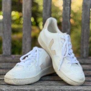 Veja White and Beige Casual Sneakers - size 42